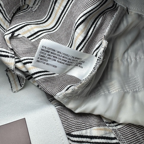 NWT Ava & Viv Lightweight High Rise Plaid Ankle Trousers - Cream Plaid Size 20 - Picture 7 of 7